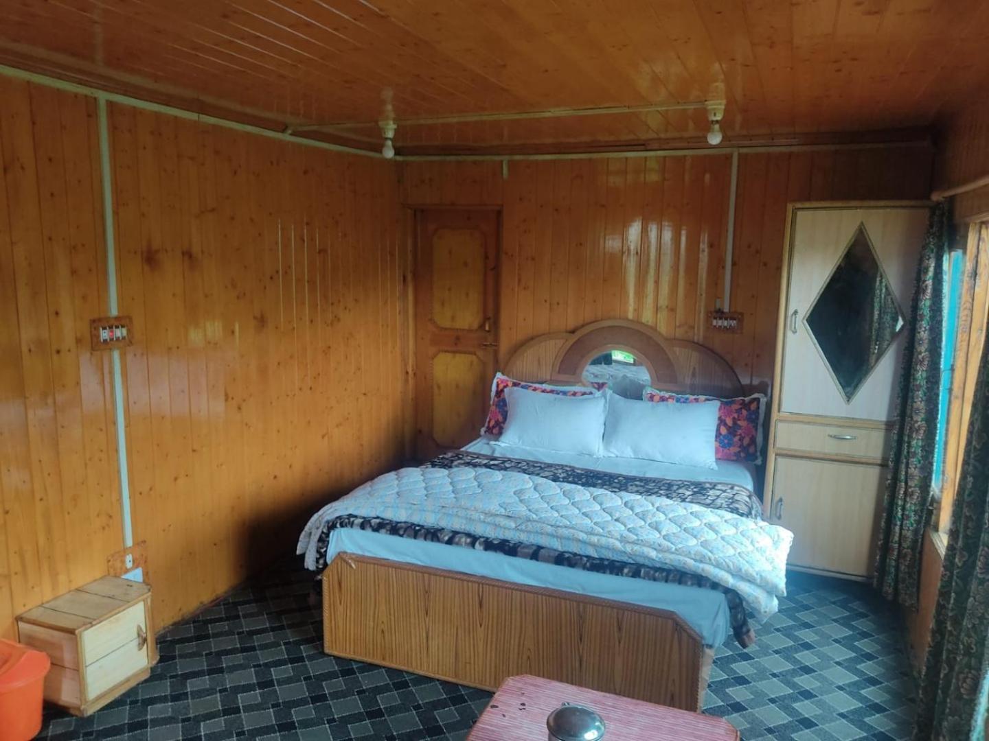 Roseland Cottage , Γκουλμάργκ Εξωτερικό φωτογραφία