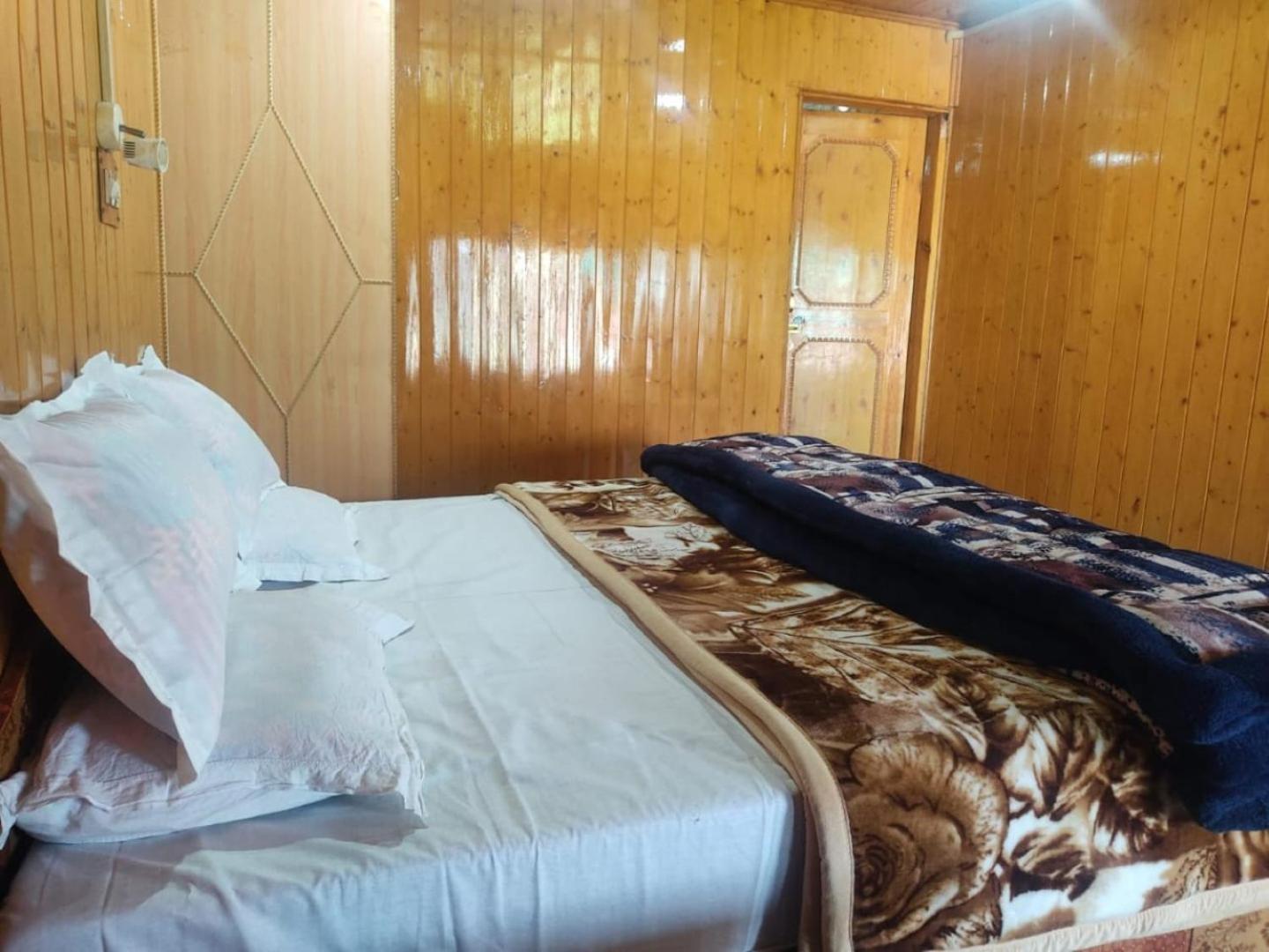 Roseland Cottage , Γκουλμάργκ Εξωτερικό φωτογραφία
