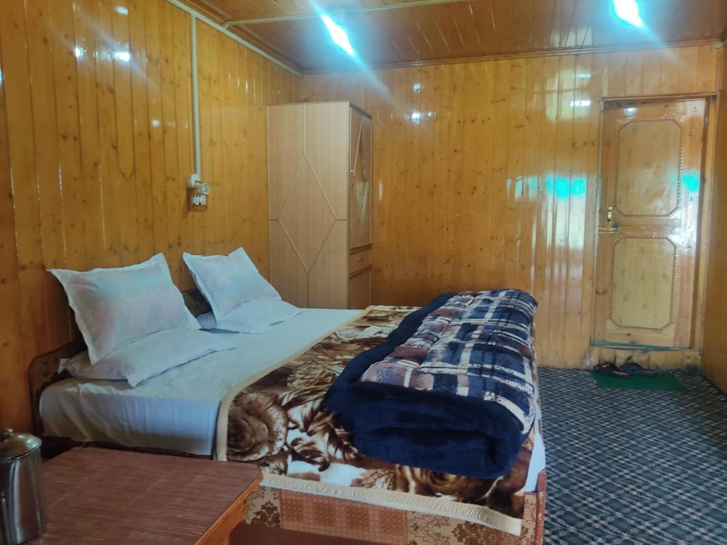 Roseland Cottage , Γκουλμάργκ Εξωτερικό φωτογραφία